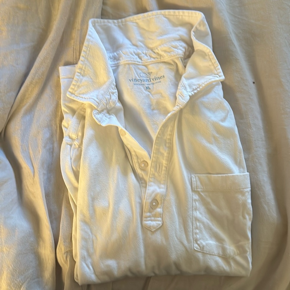 White XL Vineyard Vines Polo